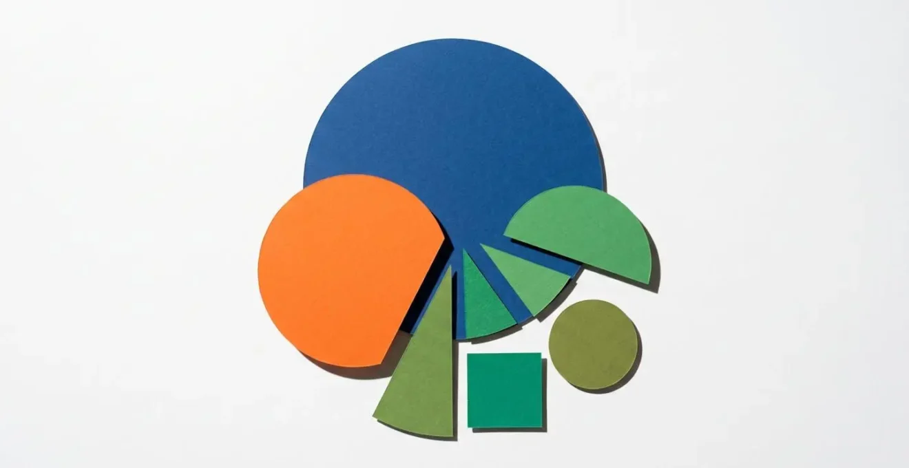 Composition abstraite de formes géométriques colorées représentant la répartition des coûts